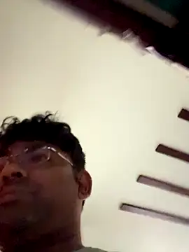 Snapshot of TELUGU-HYDDICK4u chatting on 5, 11, 2025 TELUGU-HYDDICK4u online show from 5, 11, 2025