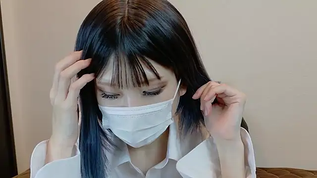 Snapshot of sarina_at chatting on 15, 12, 2025 sarina at online show from 15, 12, 2025