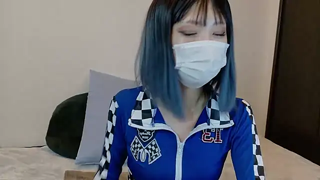 sarina at online show from 15, 2, 2026