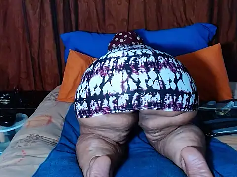 BOUNCINGASSX online show from 18, 2, 2026