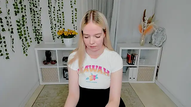 BellaMontgomery online show from 19, 6, 2026
