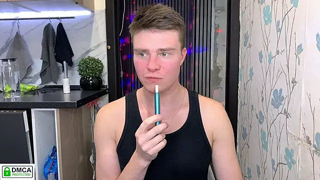 Snapshot of holy_eggs_02 chatting on 1, 12, 2025 holy eggs 02 online show from 1, 12, 2025