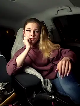 Melly4You online show from 29, 3, 2026