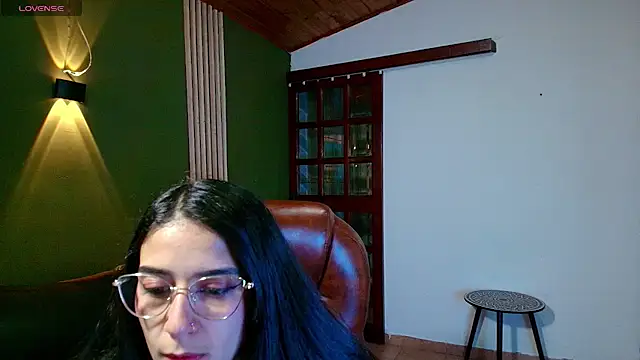 Snapshot of DanielaMonroe chatting on 14, 11, 2025 DanielaMonroe online show from 14, 11, 2025