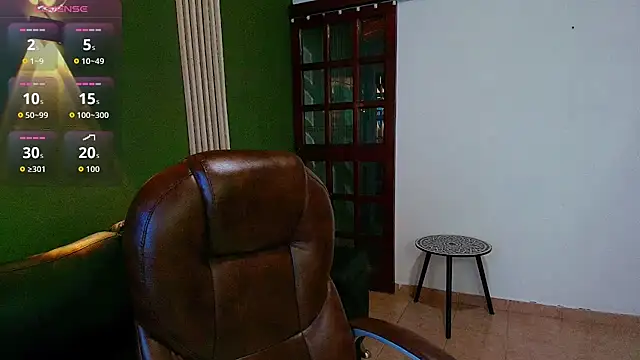 Snapshot of DanielaMonroe chatting on 15, 11, 2025 DanielaMonroe online show from 15, 11, 2025