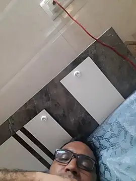 Hot-boy077 online show from 11, 1, 2026