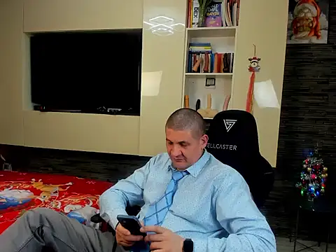 SpartacusDaddy48 online show from 9, 1, 2026