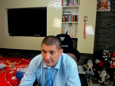 SpartacusDaddy48 online show from 18, 1, 2026