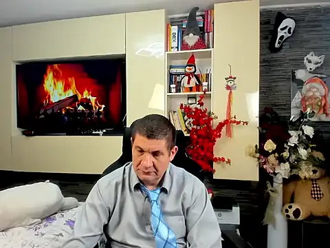 SpartacusDaddy48 online show from 19, 3, 2026