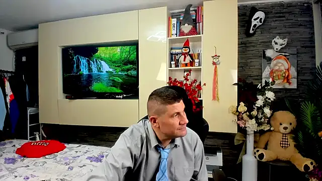 SpartacusDaddy48 online show from 30, 3, 2026