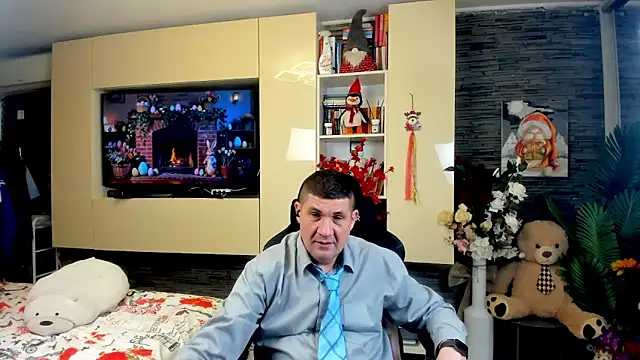 SpartacusDaddy48 online show from 3, 4, 2026