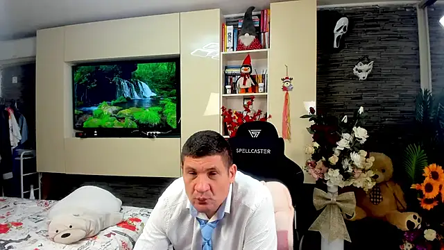 SpartacusDaddy48 online show from 17, 4, 2026