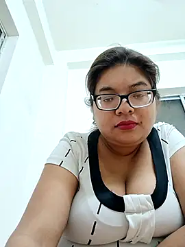 Elie couple143 online show from 1, 12, 2025