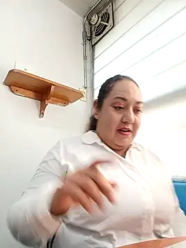 Caroomoom27 online show from 18, 12, 2025