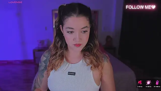 lunaarose online show from 26, 11, 2025