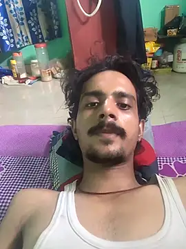 Snapshot of Sushant001 chatting on 10, 10, 2025 Sushant001 online show from 10, 10, 2025