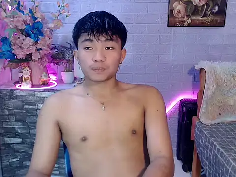 mostwantedtwink online show from 28, 6, 2026
