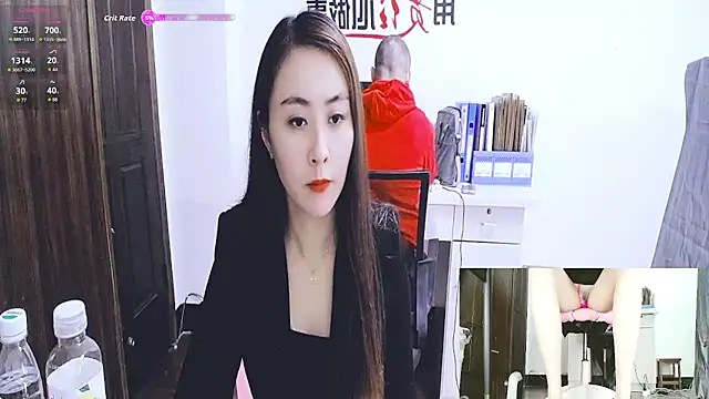 Snapshot of GUO168 chatting on 8, 11, 2025 GUO168 online show from 8, 11, 2025