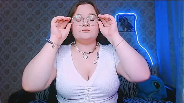 Snapshot of InLoveWithLife26 chatting on 23, 9, 2025 InLoveWithLife26 online show from 23, 9, 2025