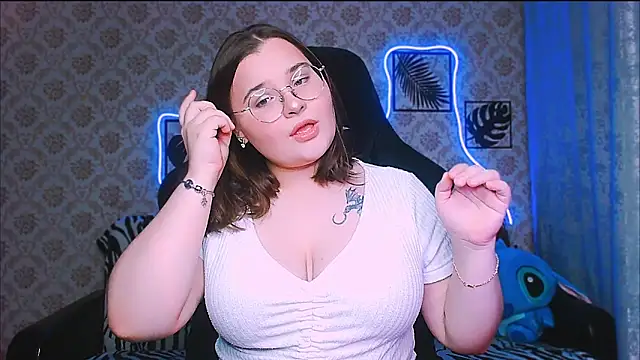 Snapshot of InLoveWithLife26 chatting on 15, 10, 2025 InLoveWithLife26 online show from 15, 10, 2025