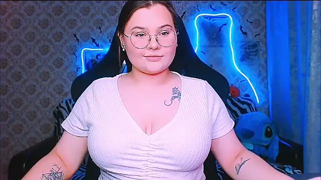 Snapshot of InLoveWithLife26 chatting on 30, 10, 2025 InLoveWithLife26 online show from 30, 10, 2025