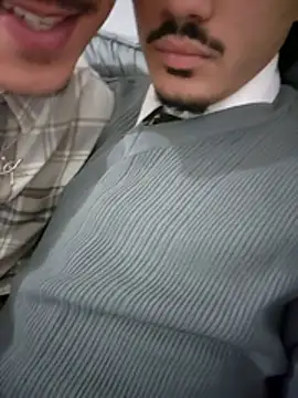 Snapshot of HitShelf chatting on 15, 12, 2025 HitShelf online show from 15, 12, 2025