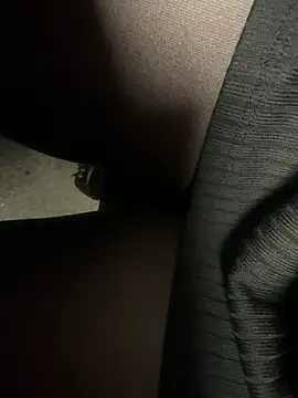 HiddenHoneyLDN online show from 15, 1, 2026