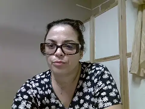 Snapshot of ITALIANASISIXX chatting on 4, 1, 2025 ITALIANASISIXX online show from 4, 1, 2025