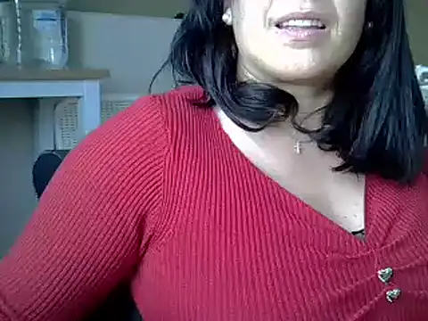 Snapshot of ITALIANASISIXX chatting on 19, 5, 2026 ITALIANASISIXX online show from 19, 5, 2026
