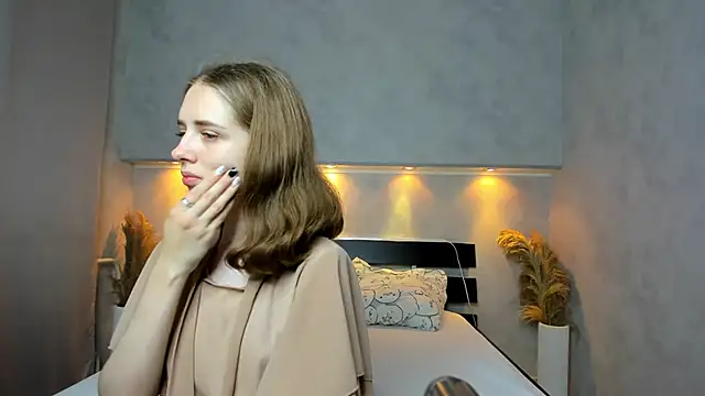 Snapshot of Camilla_Kelly chatting on 11, 9, 2025 Camilla Kelly online show from 11, 9, 2025