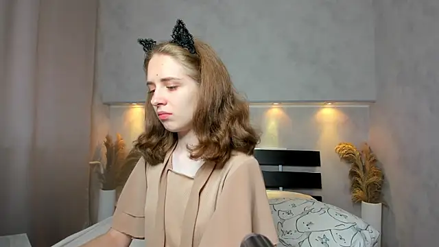 Snapshot of Camilla_Kelly chatting on 14, 9, 2025 Camilla Kelly online show from 14, 9, 2025