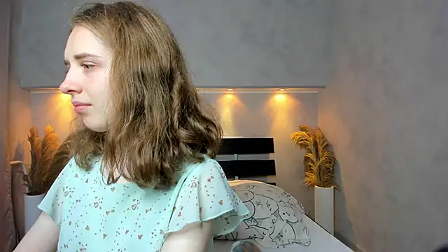 Snapshot of Camilla_Kelly chatting on 25, 9, 2025 Camilla Kelly online show from 25, 9, 2025