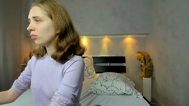 Snapshot of Camilla_Kelly chatting on 28, 9, 2025 Camilla Kelly online show from 28, 9, 2025