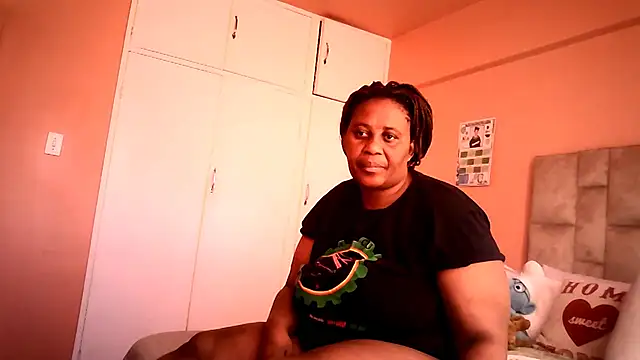 Snapshot of HUGEASSXXXXX chatting on 15, 7, 2026 HUGEASSXXXXX online show from 15, 7, 2026