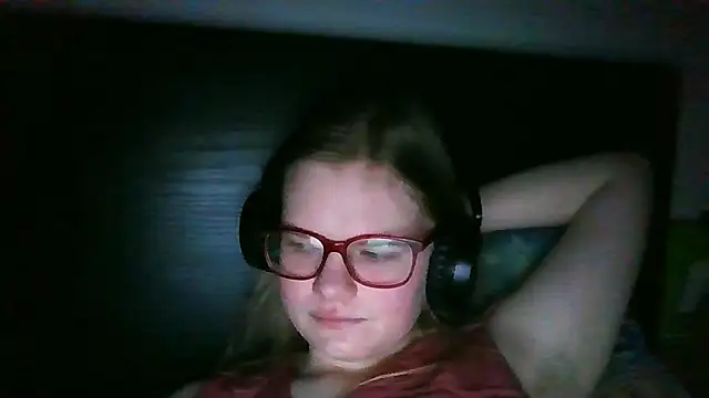 Moonolighta online show from 6, 1, 2026