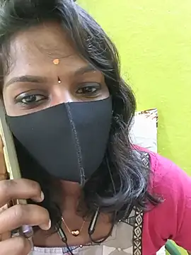 Snapshot of Honey_rosetamil chatting on 17, 6, 2026 Honey rosetamil online show from 17, 6, 2026