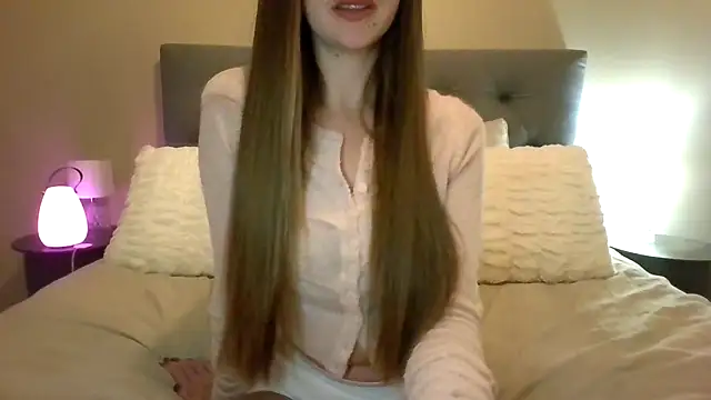 Snapshot of TaylorWest62 chatting on 2, 12, 2025 TaylorWest62 online show from 2, 12, 2025