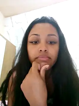 indiazinhabella27 online show from 6, 10, 2025