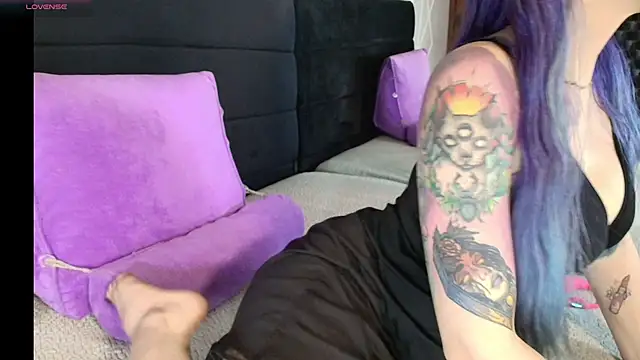 karlamoon23 online show from 2, 3, 2026