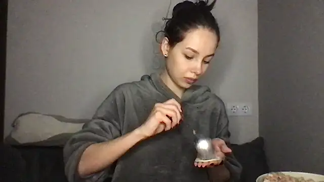 Yuna5343 online show from 10, 1, 2026