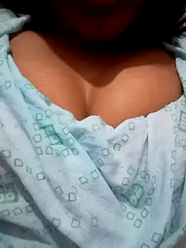 kaviyaponnu0987 online show from 19, 12, 2025