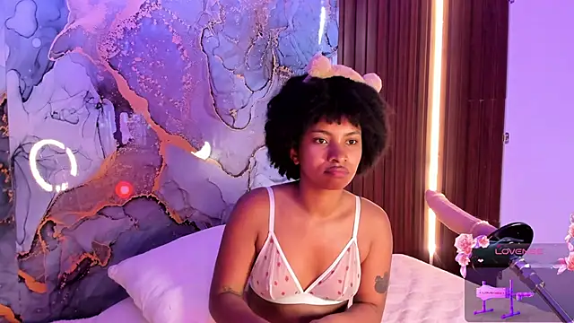 Lolalewis777 online show from 15, 9, 2025