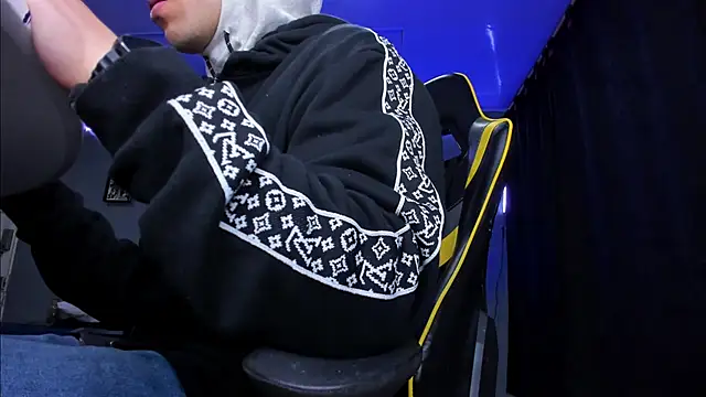 alexgiraldo   online show from 16, 10, 2025