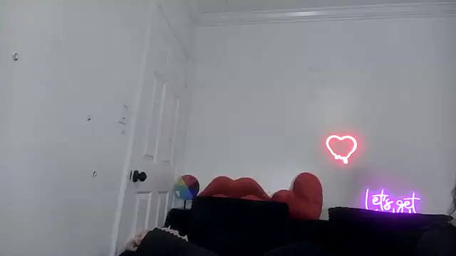 Snapshot of torithequeen chatting on 14, 1, 2026 torithequeen online show from 14, 1, 2026