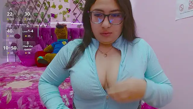 Snapshot of Estrella__sex chatting on 19, 9, 2025 Estrella sex online show from 19, 9, 2025