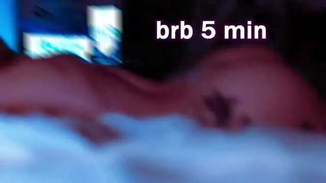 bunnykellyyy online show from 8, 7, 2026