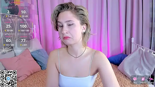 Snapshot of odelynbrower chatting on 24, 10, 2025 odelynbrower online show from 24, 10, 2025