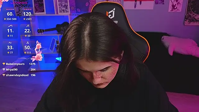 Snapshot of Dark_Shine chatting on 6, 4, 2026 Dark Shine online show from 6, 4, 2026