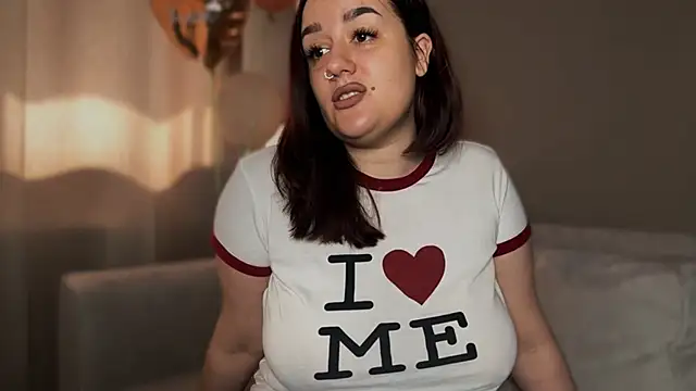 MissAdena online show from 8, 5, 2026