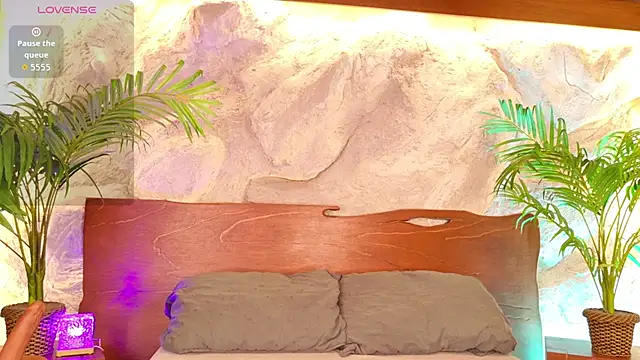 alisonn moon online show from 19, 5, 2026